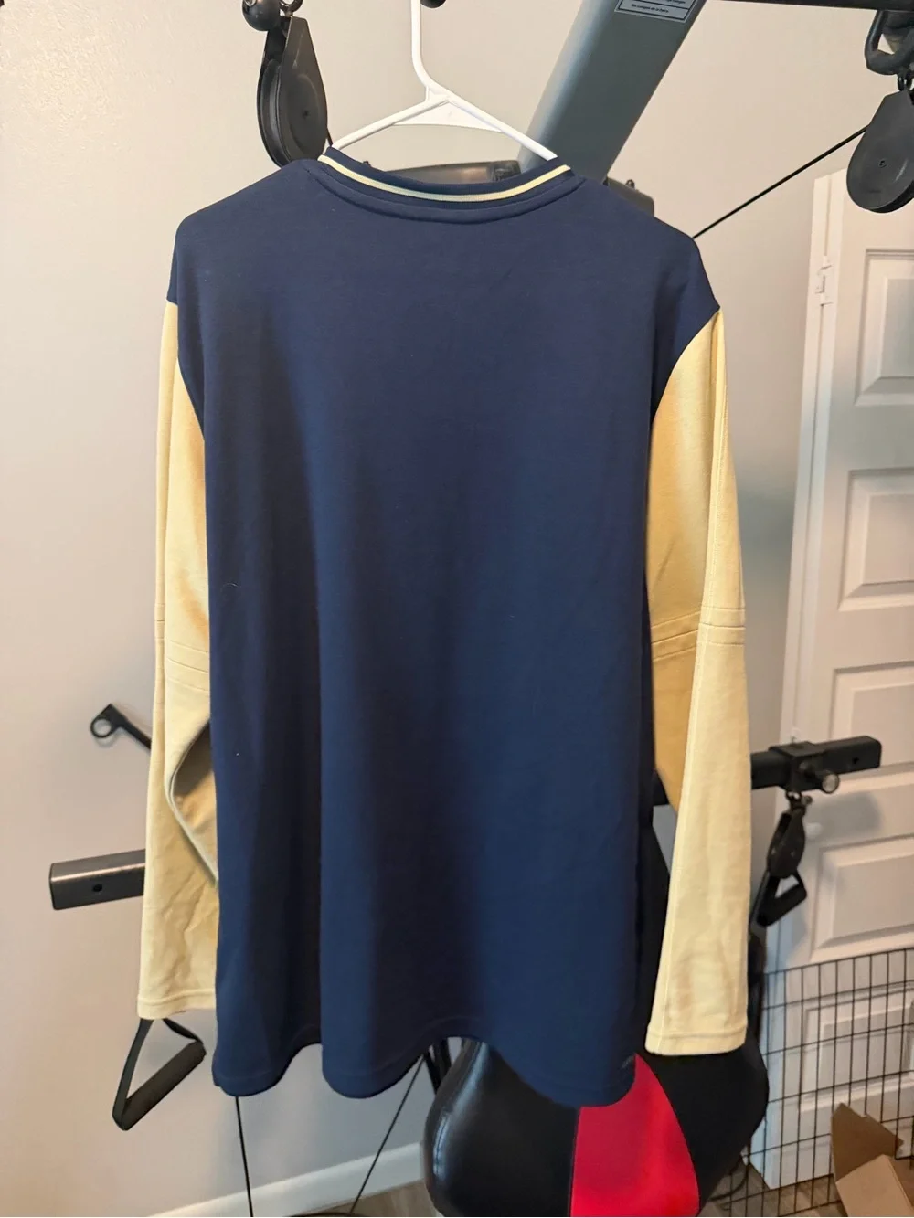 Nike Men's Navy and gold Long-Sleeve Zip Pullover FJ9549-423